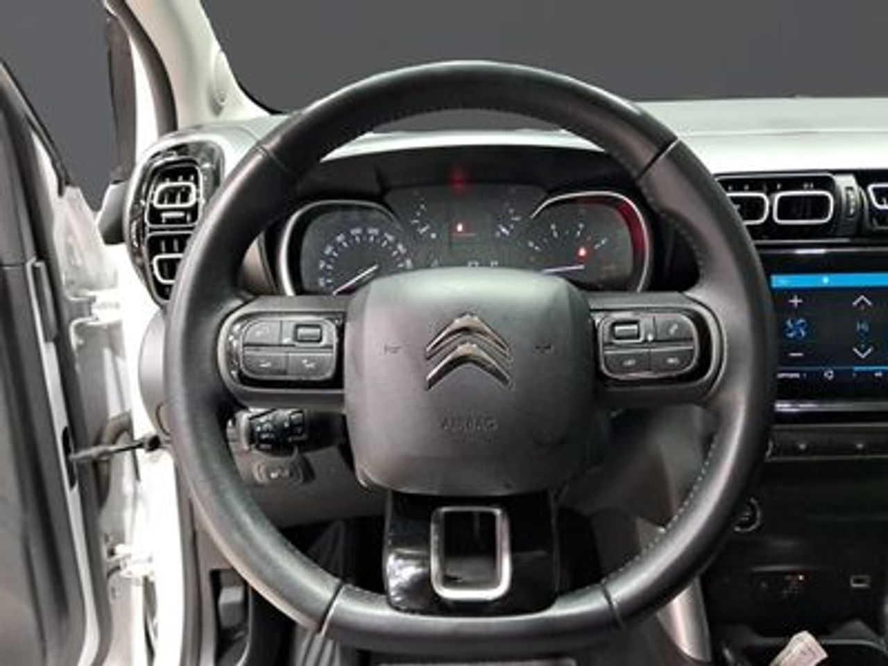 Citroën C3 Aircross BlueHDi 88kW (120CV) S&S EAT6 SHINE - foto 10