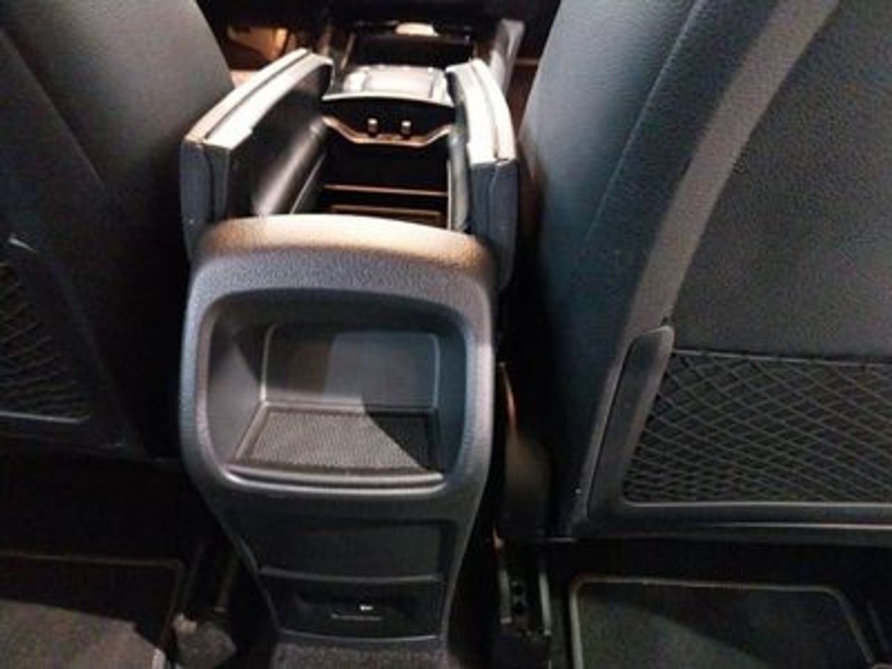 Mercedes GLB GLB 200 d - foto 20