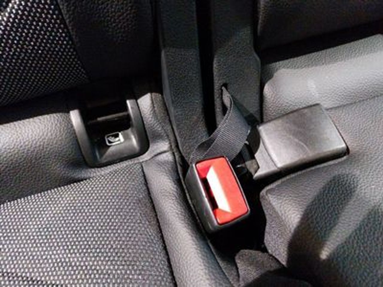 Mercedes GLB GLB 200 d - foto 22