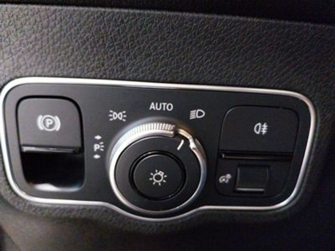 Mercedes GLB GLB 200 d - foto 13