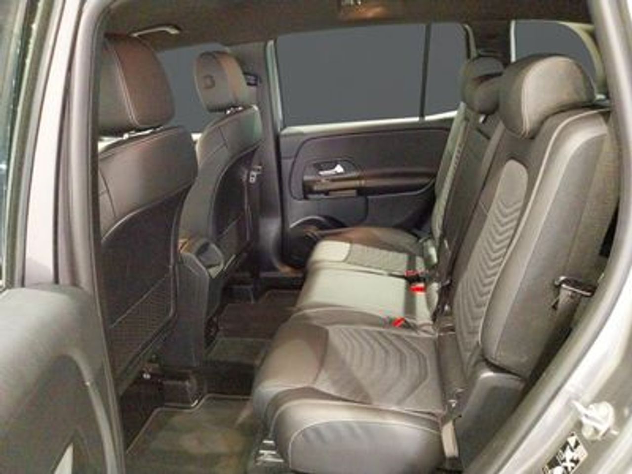 Mercedes GLB GLB 200 d - foto 9