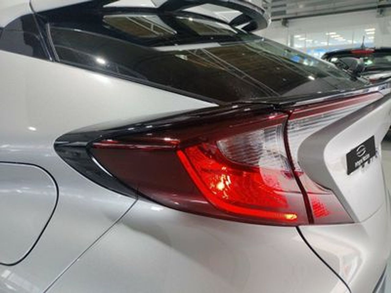 Toyota C-HR 2.0 180H Advance - foto 14