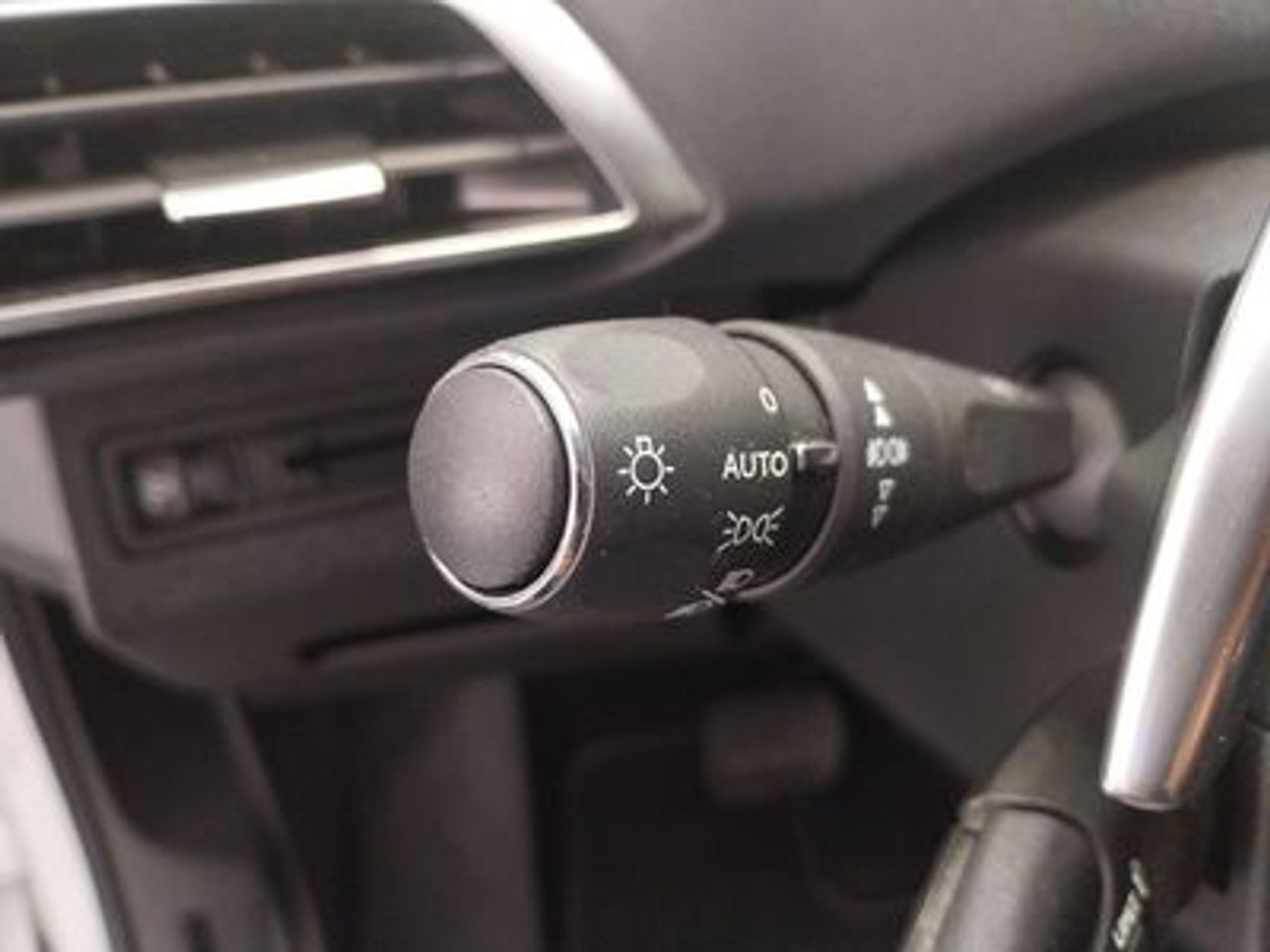 Peugeot 5008 GT-Line BlueHDi 96kW (130CV) S&S EAT8 - foto 13