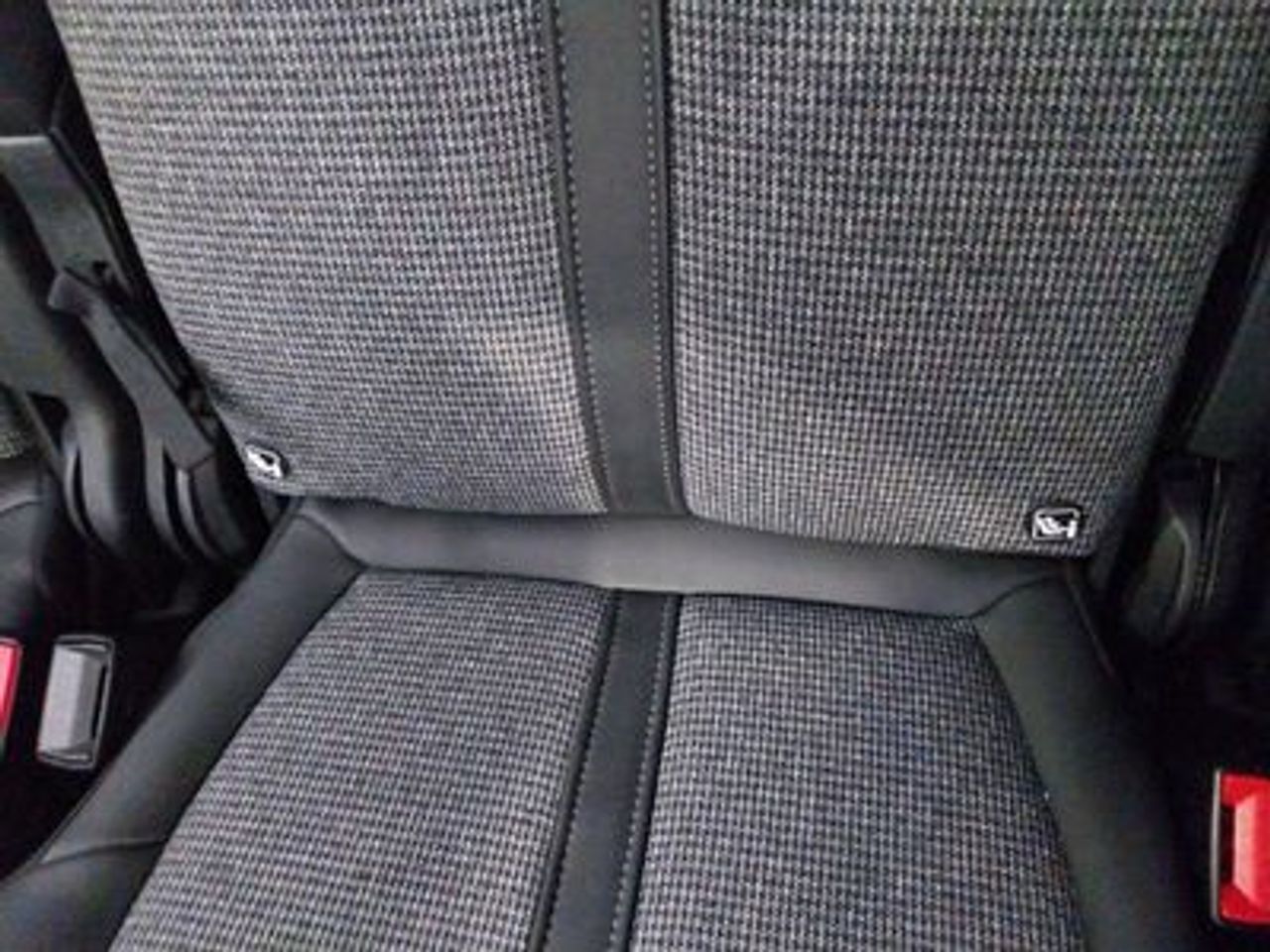 Peugeot 5008 GT-Line BlueHDi 96kW (130CV) S&S EAT8 - foto 22