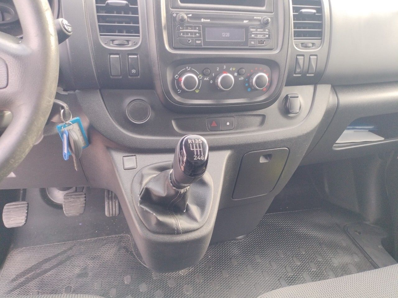 Fiat Talento FURGON 2.0 MULTIJET BASE CORTO 120 - foto 12