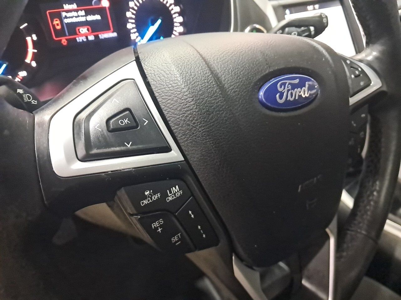 Ford Mondeo 1.5 TDCi 88kW Business SportBreak - foto 12