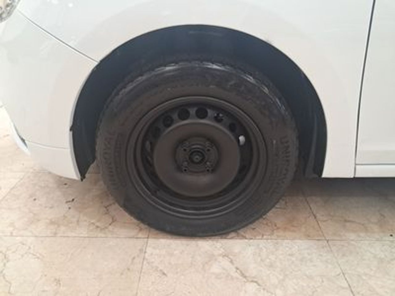 Dacia Sandero Laureate 1.0 54kW (73CV) - foto 25