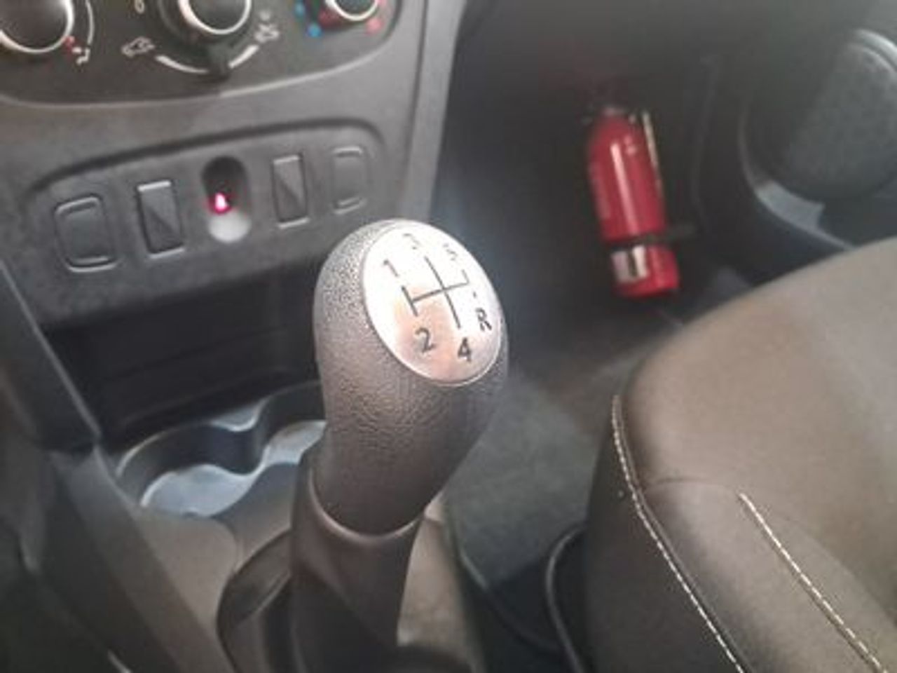 Dacia Sandero Laureate 1.0 54kW (73CV) - foto 14