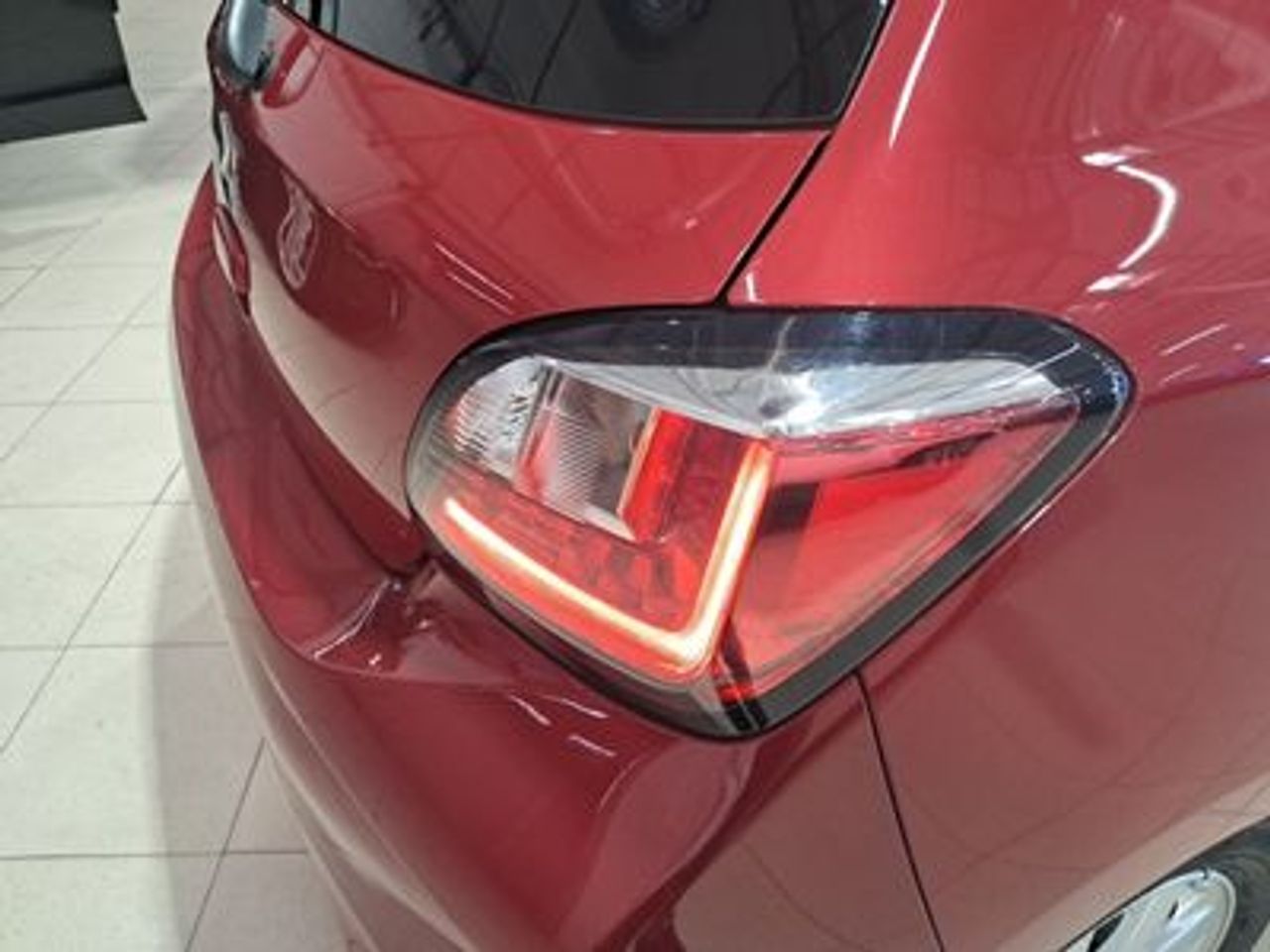 Mitsubishi Space Star 120 MPI Motion - foto 27