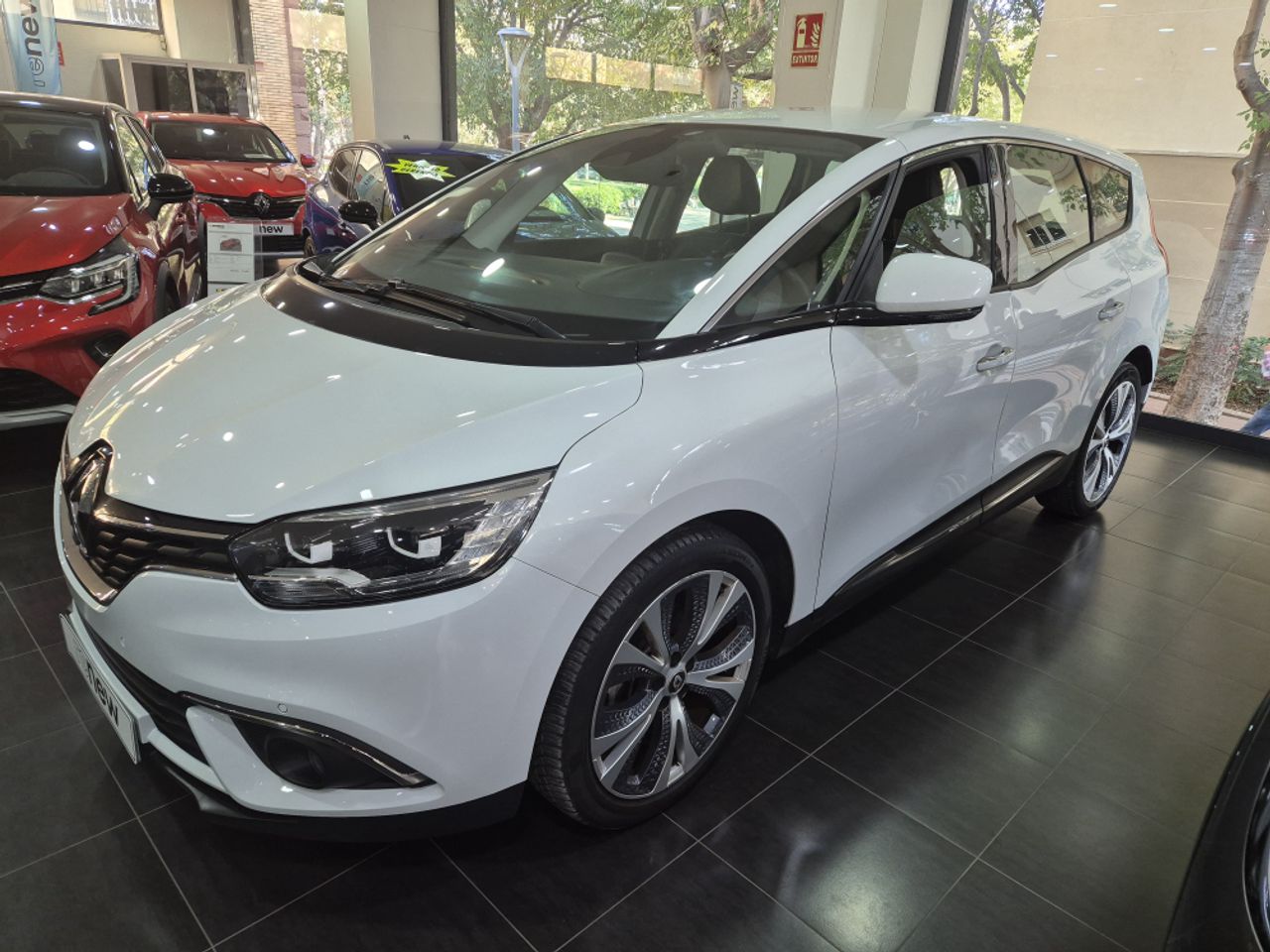renault scénic 2019 / foto grande (2)