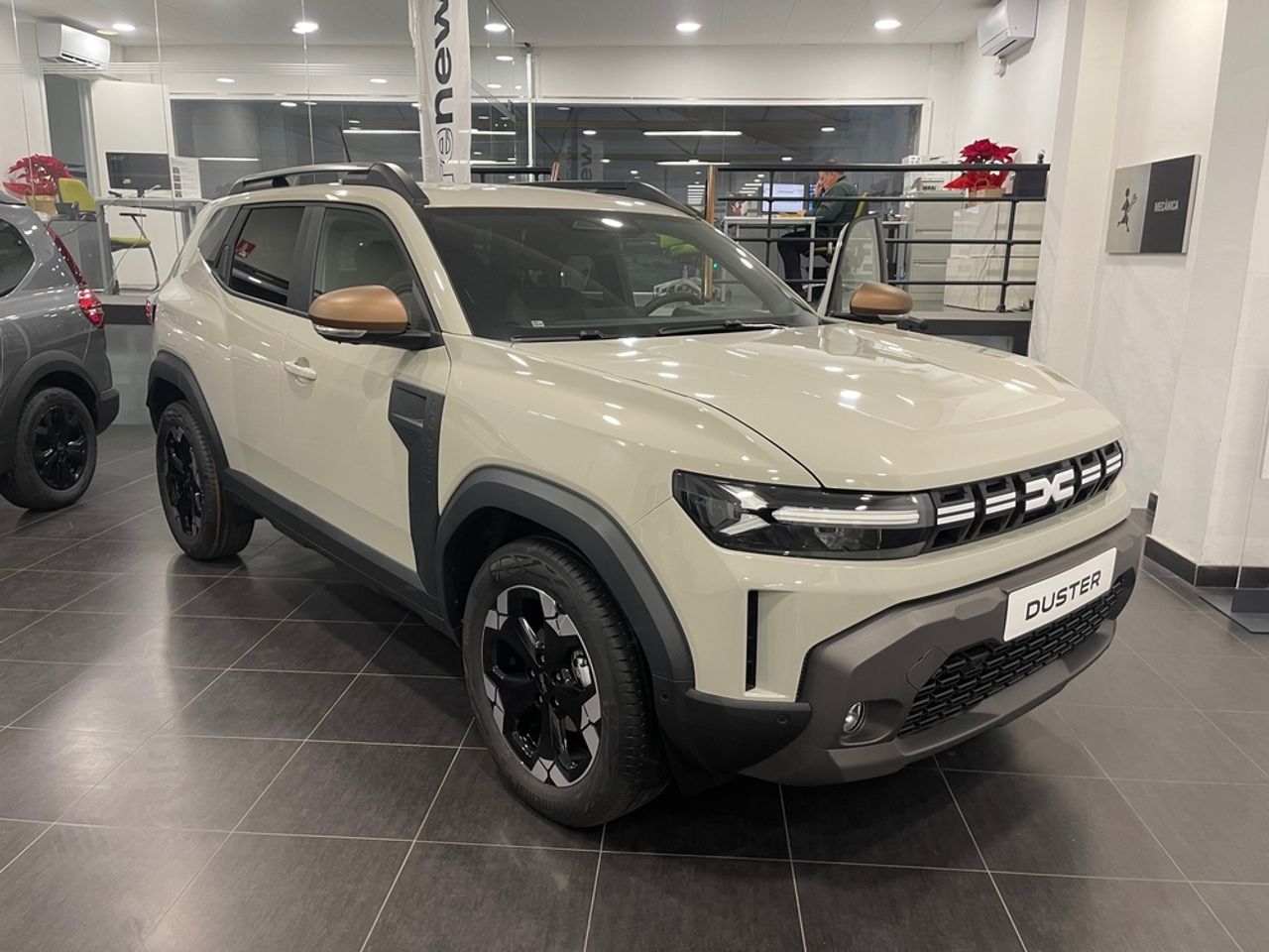 dacia duster 2024 / foto grande (3)