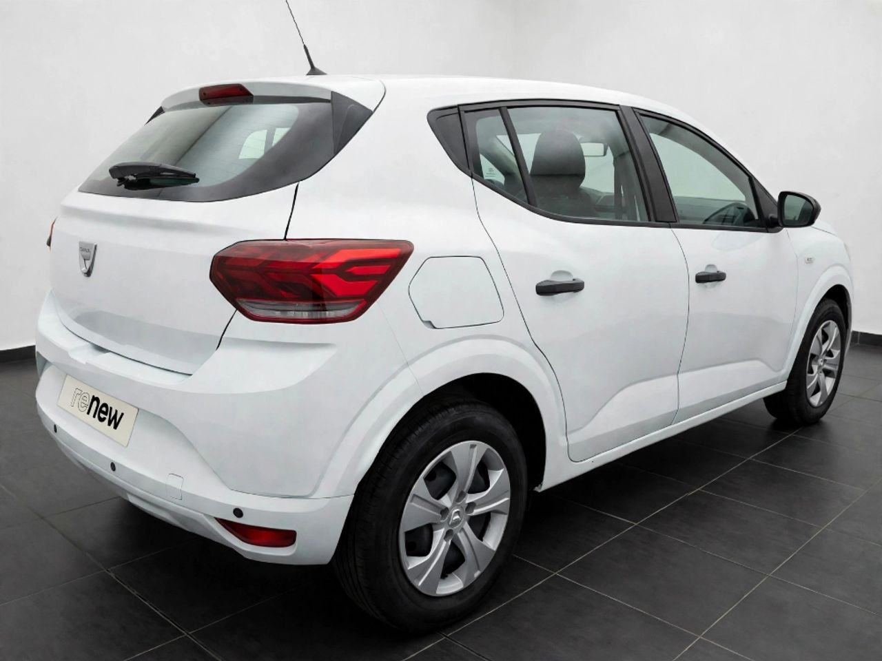 Dacia Sandero Essential - foto 5