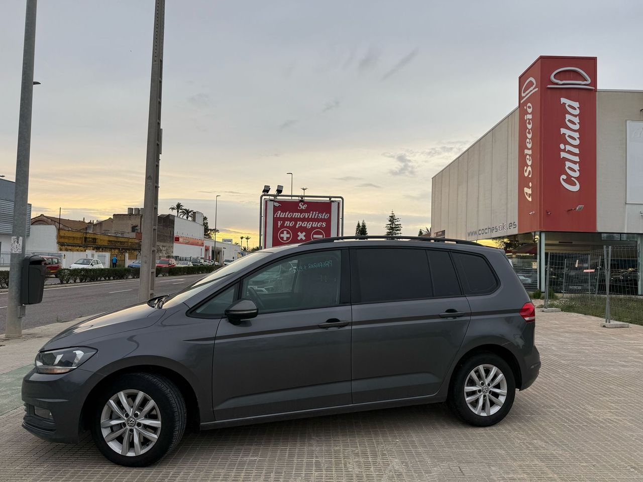 volkswagen touran 2019 / foto grande (3)