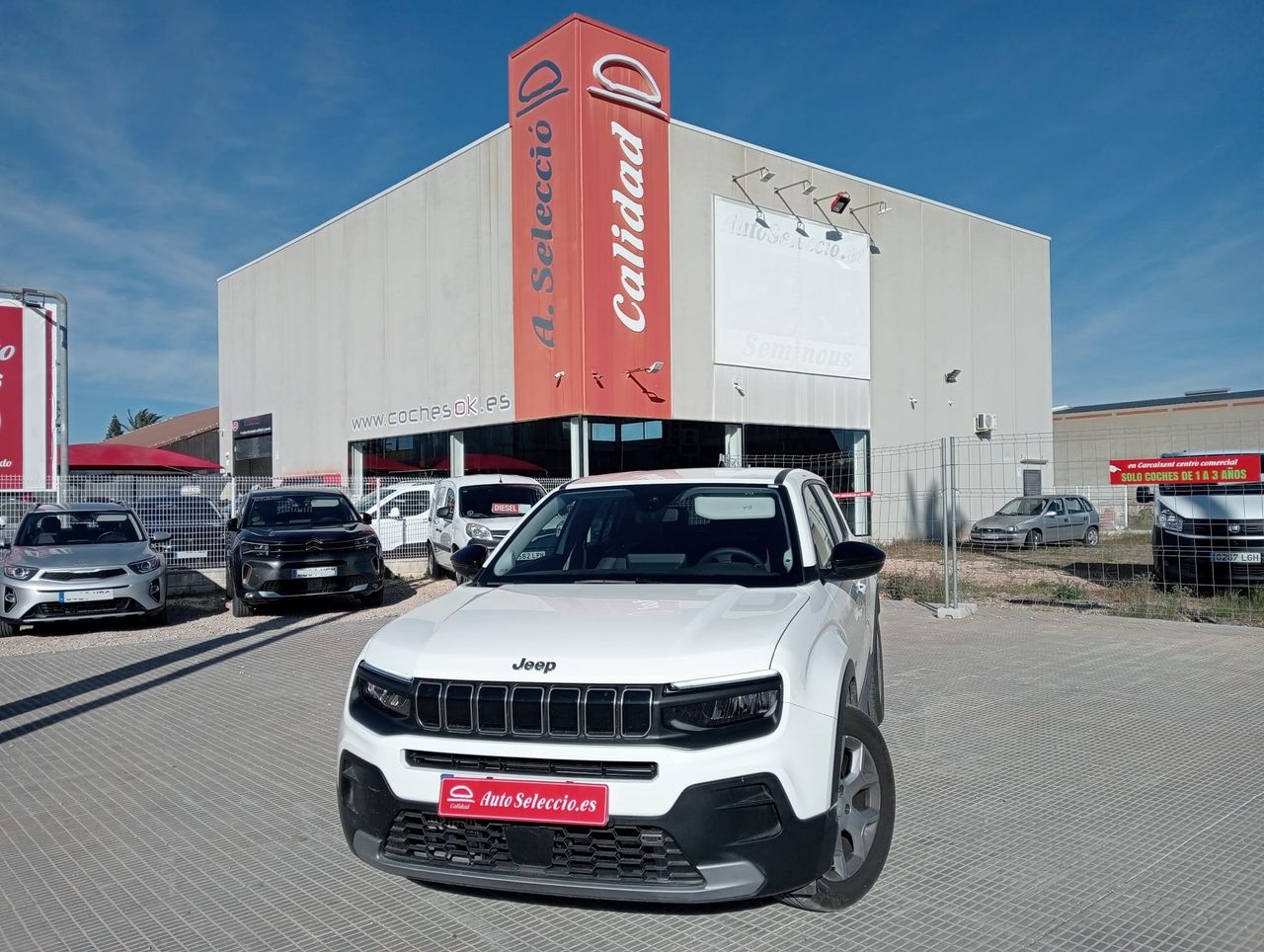 Xc40 con elevalunas electrico sistema de navegacion  de segunda mano - jeep avenger 2024 /