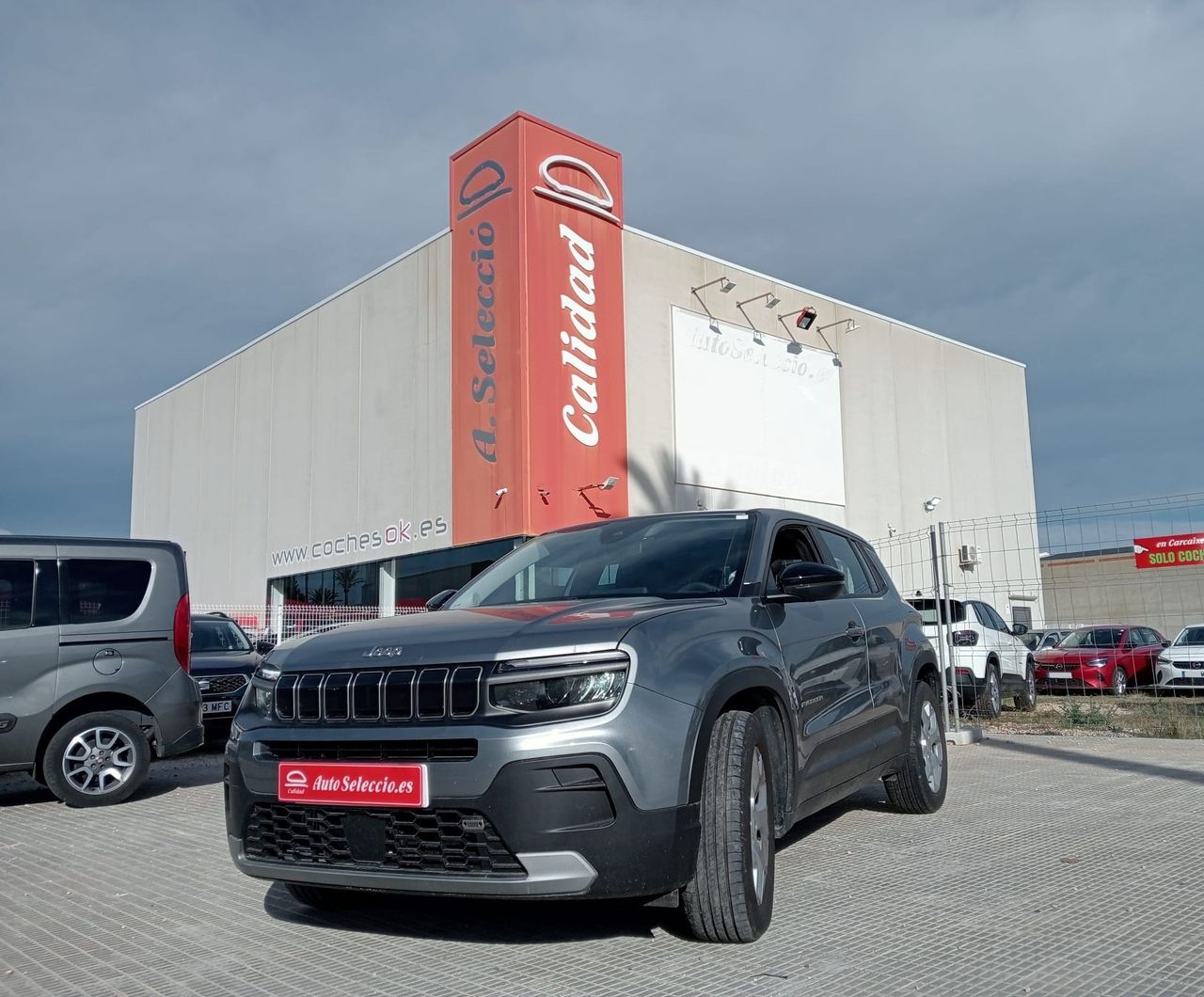 Silletas  de segunda mano - jeep avenger 2024 /