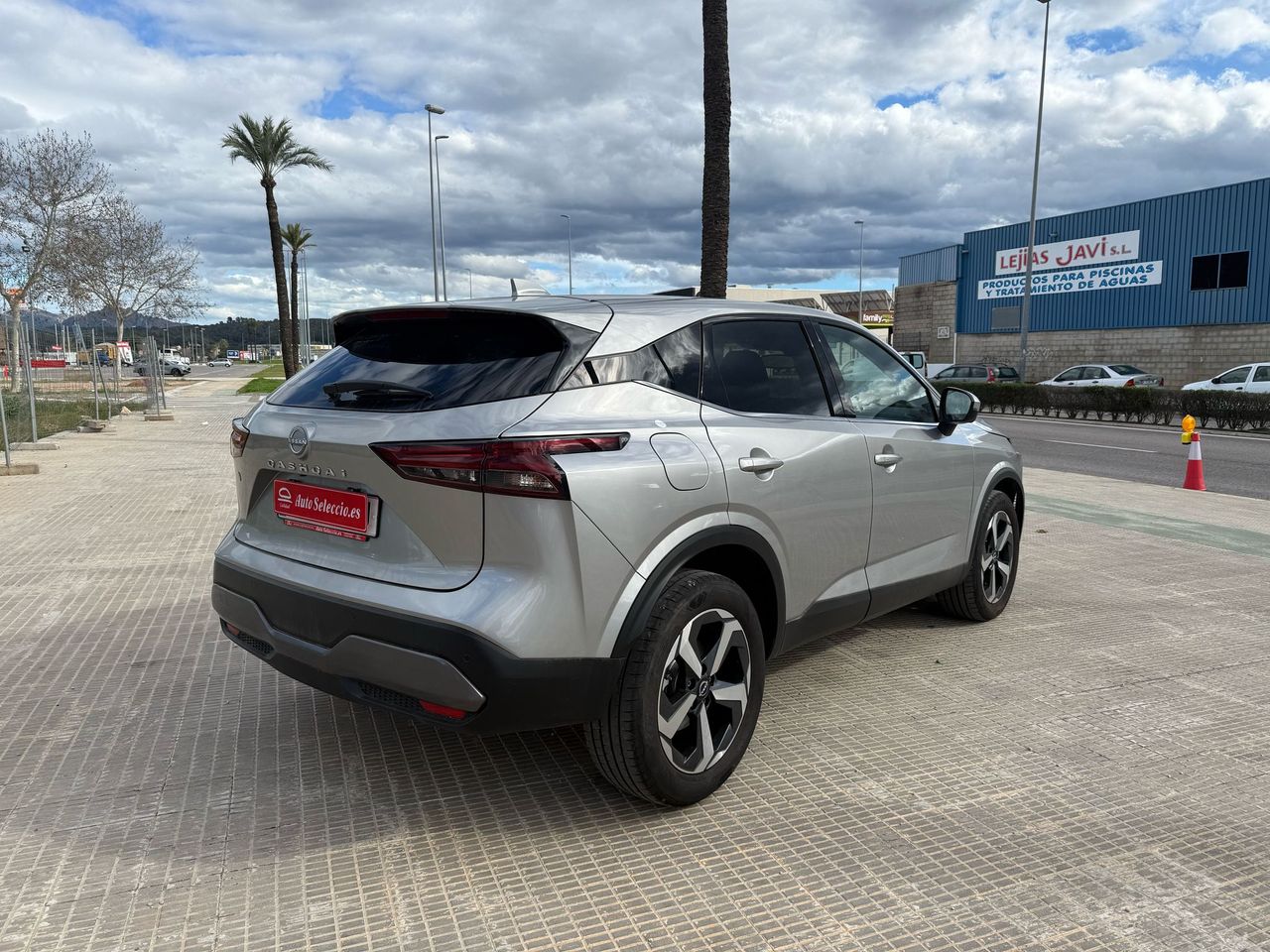 nissan qashqai 2024 / foto grande (3)