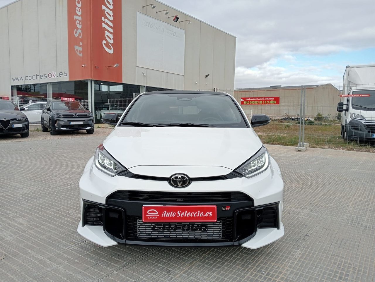 toyota gr yaris 2024 / foto grande (2)