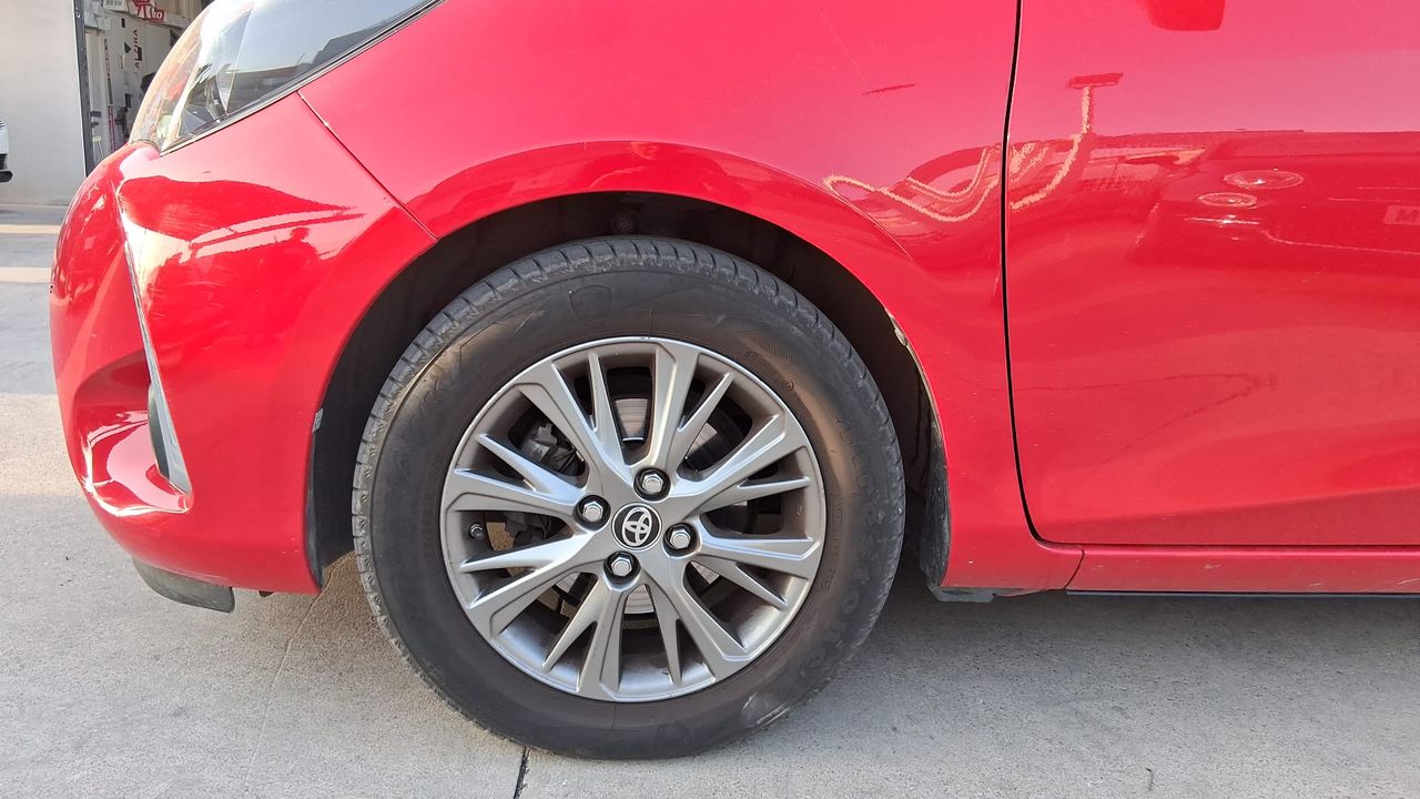 toyota yaris 2018 / foto grande (3)