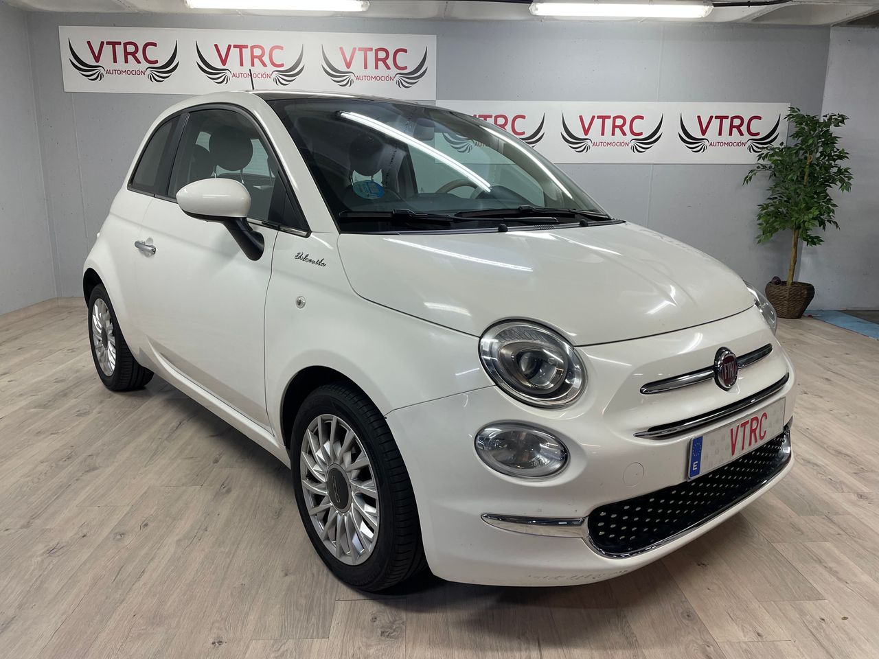 Detalles lineas cualquier  de segunda mano - fiat 500 2021 /