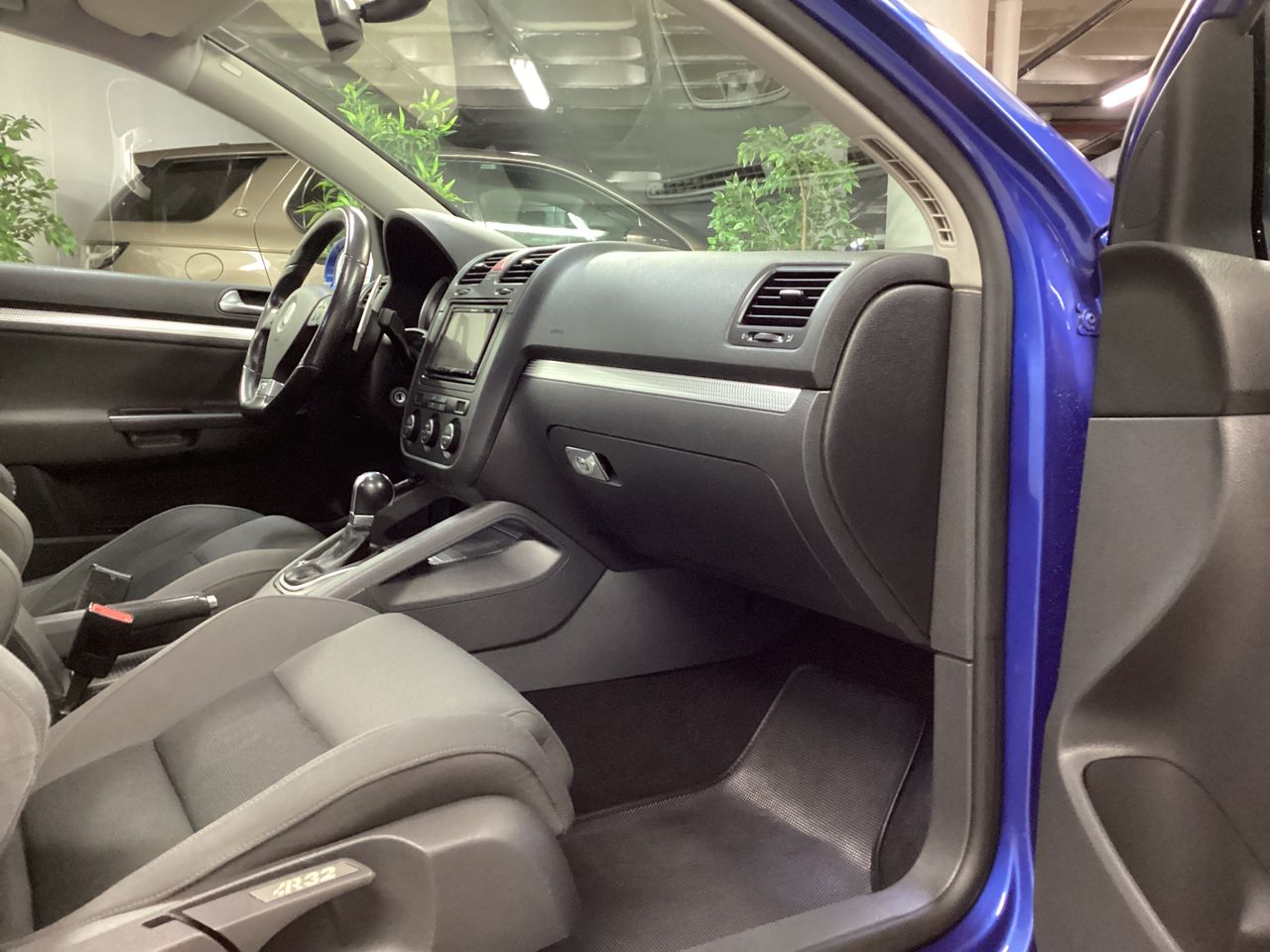 Volkswagen Golf R32 3.2 4MOTION  - Foto 5