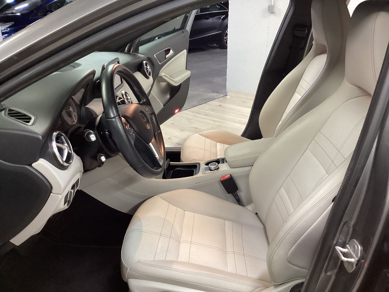 Mercedes Clase A 180 URBAN  - Foto 24