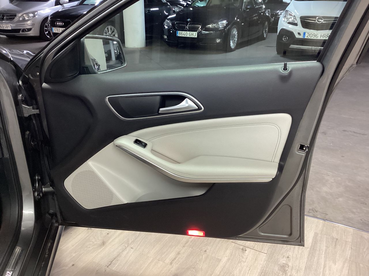 Mercedes Clase A 180 URBAN  - Foto 11