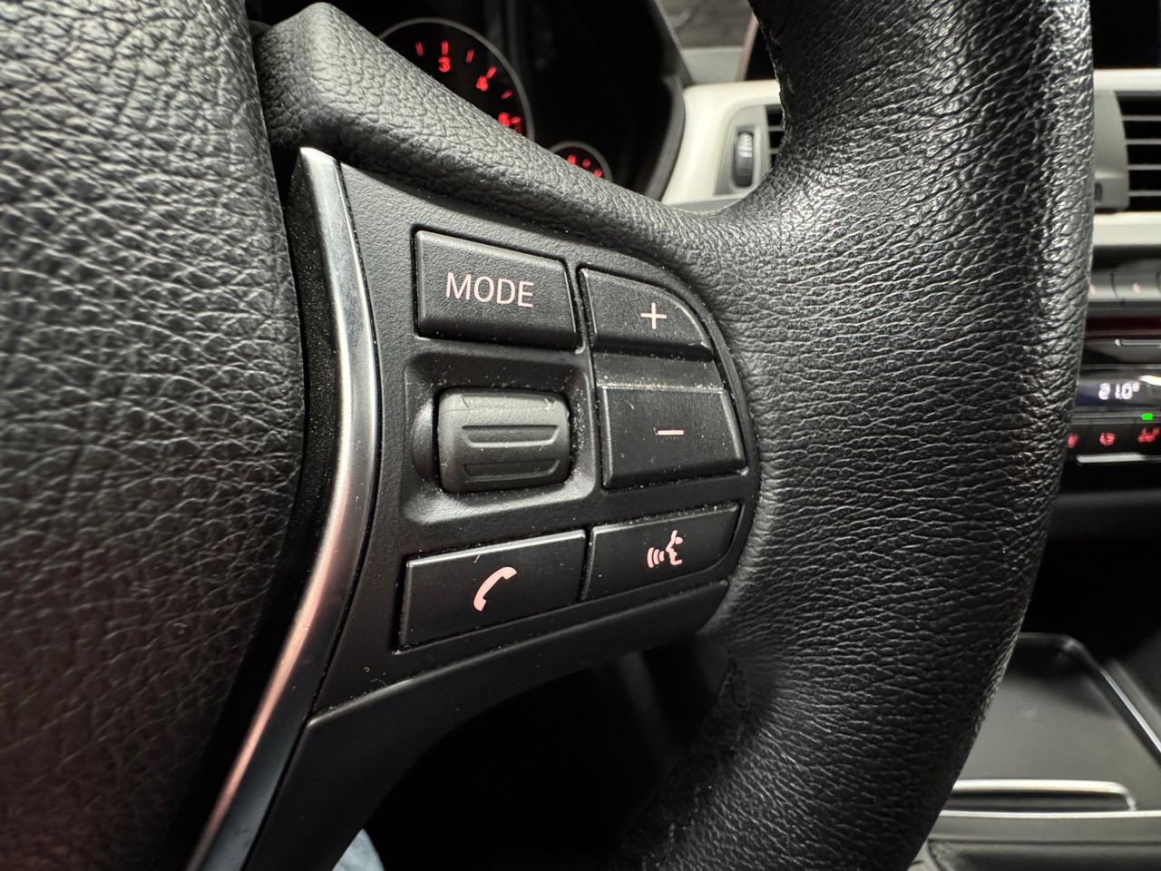 BMW Serie 3 318D  - Foto 29