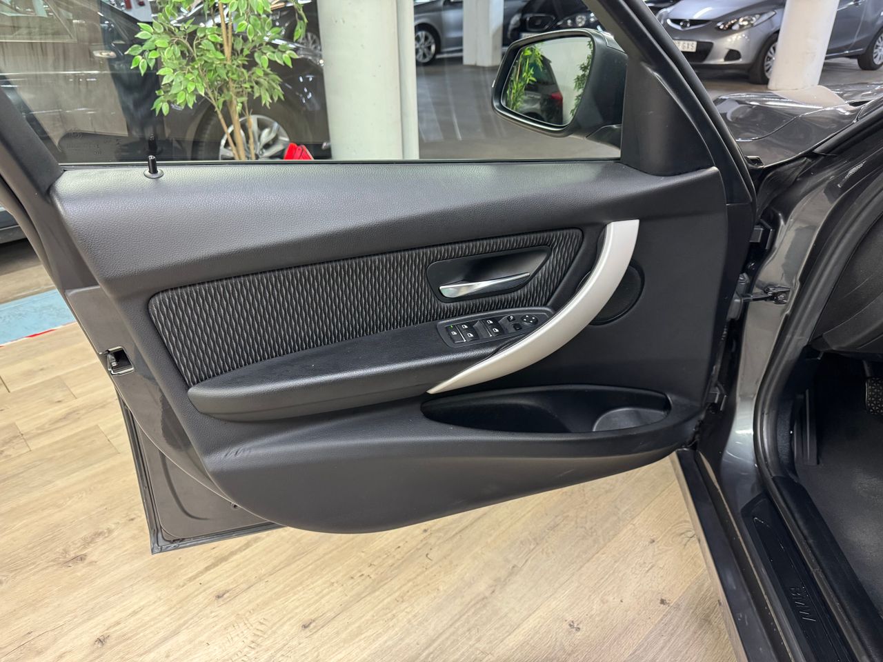 BMW Serie 3 318D  - Foto 11