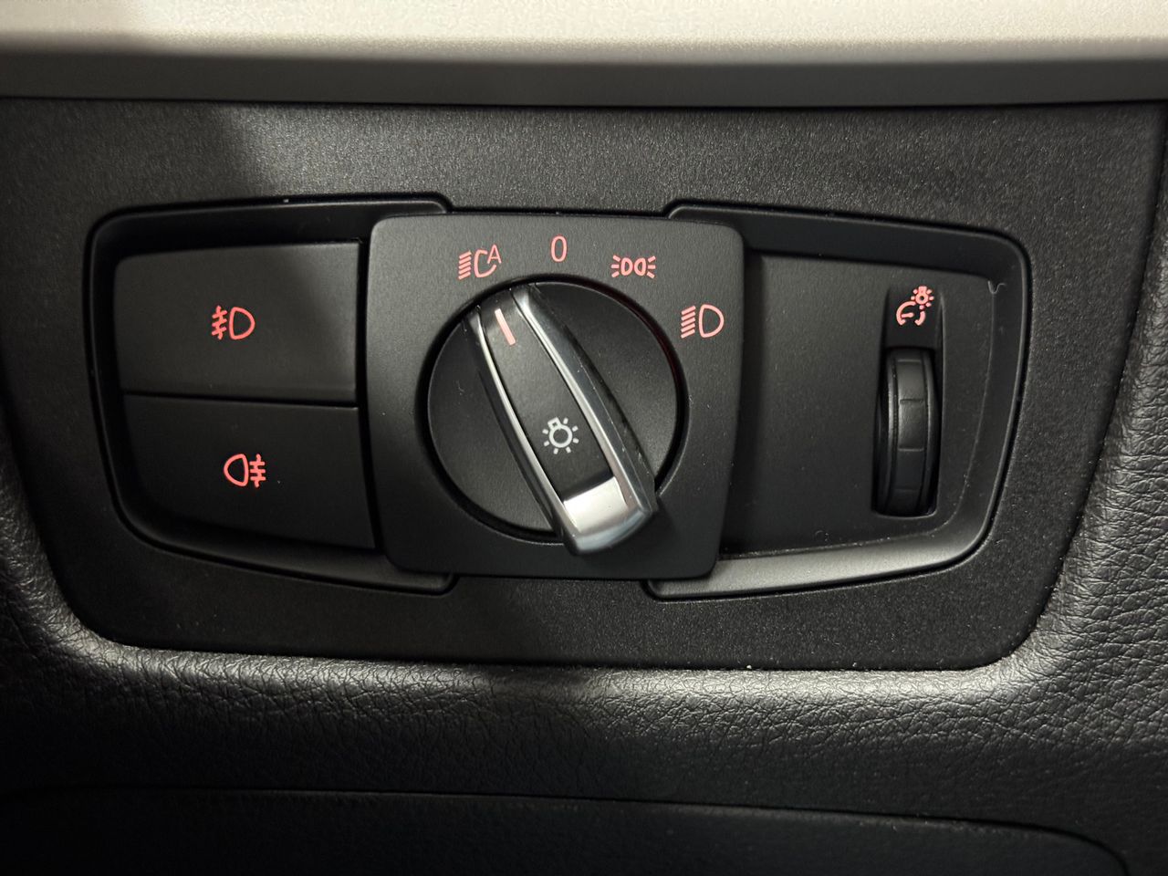 BMW Serie 3 318D  - Foto 26