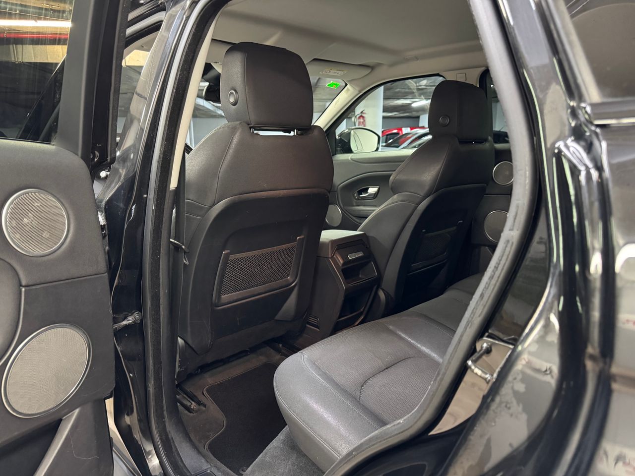 Land-Rover Range Rover Evoque 2.0eD4 Pure 2WD 150, 110kW/150 PS  - Foto 12