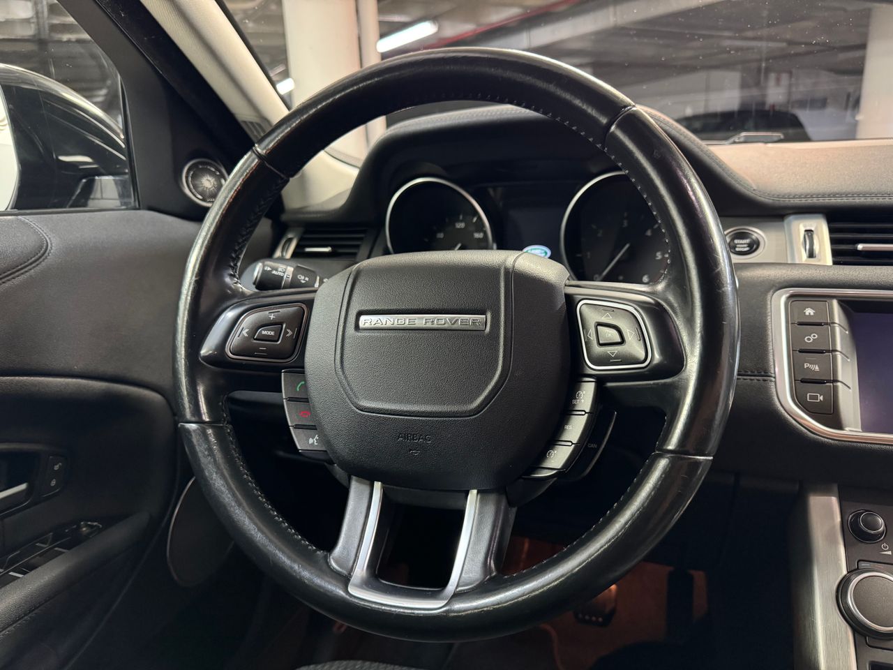 Land-Rover Range Rover Evoque 2.0eD4 Pure 2WD 150, 110kW/150 PS  - Foto 23