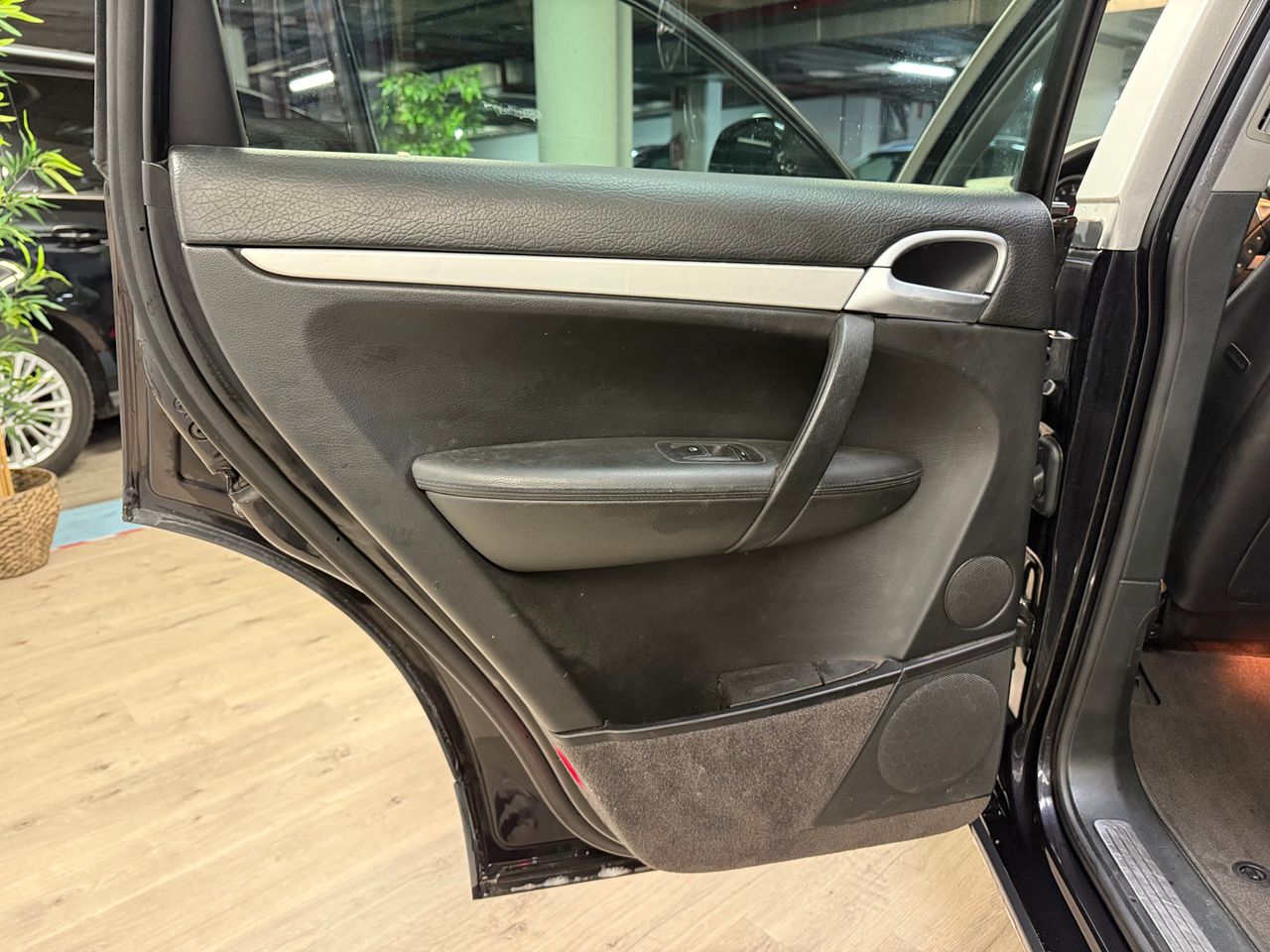 Porsche Cayenne S  - Foto 12