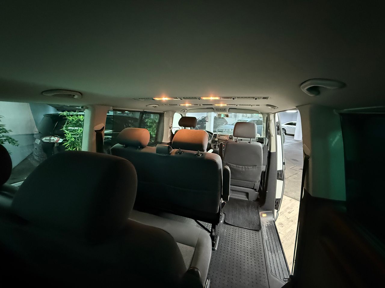 Volkswagen Caravelle 4Motion  - Foto 11