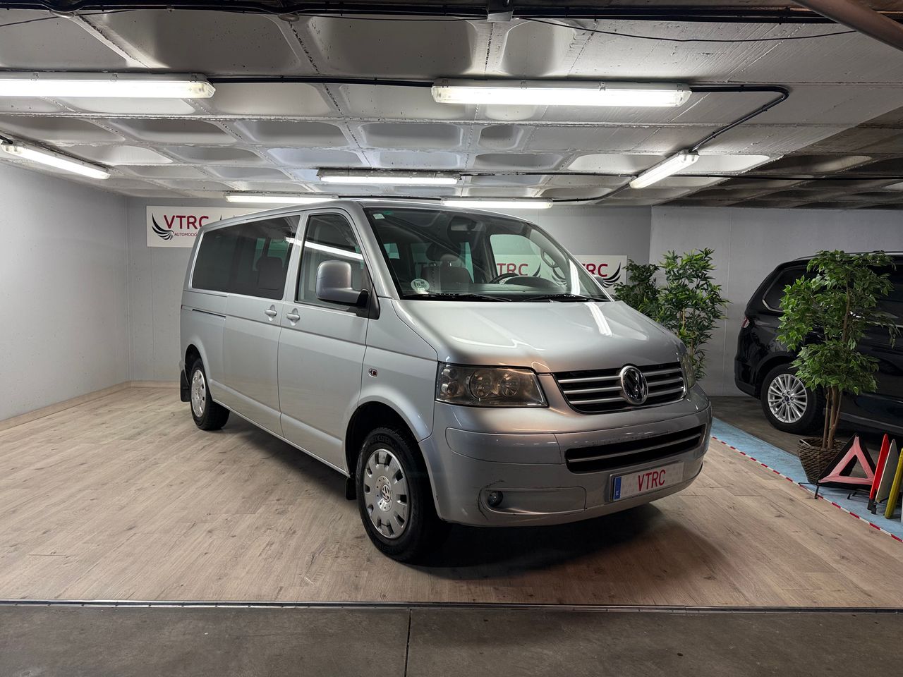 Detalles lineas cualquier  de segunda mano - volkswagen caravelle 2009 /