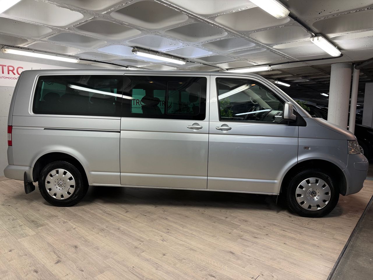 Volkswagen Caravelle 4Motion  - Foto 13