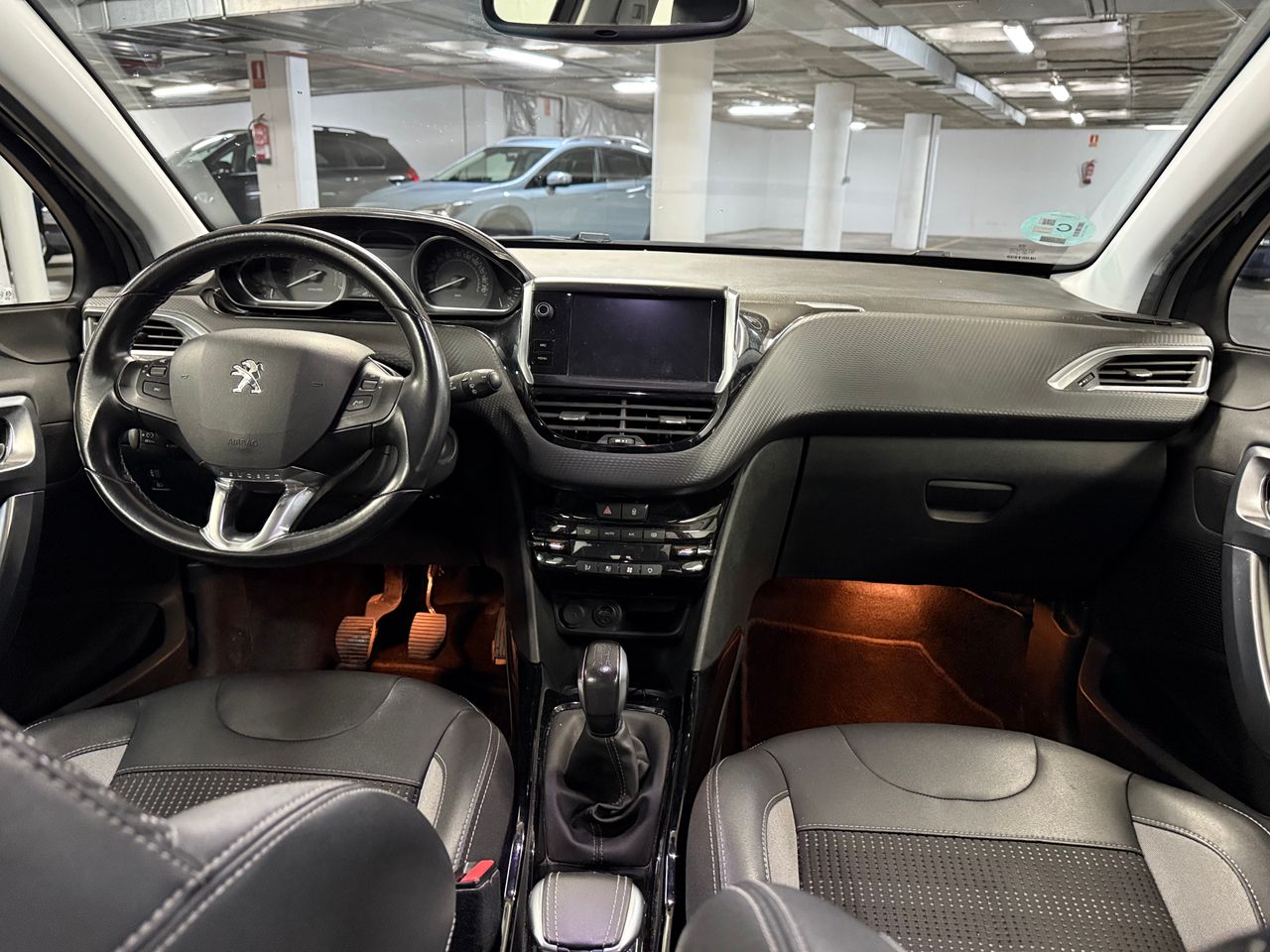 peugeot 2008 2018 / foto grande (2)
