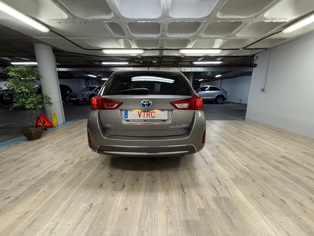 Toyota Auris Hybrid Advance  - Foto 19