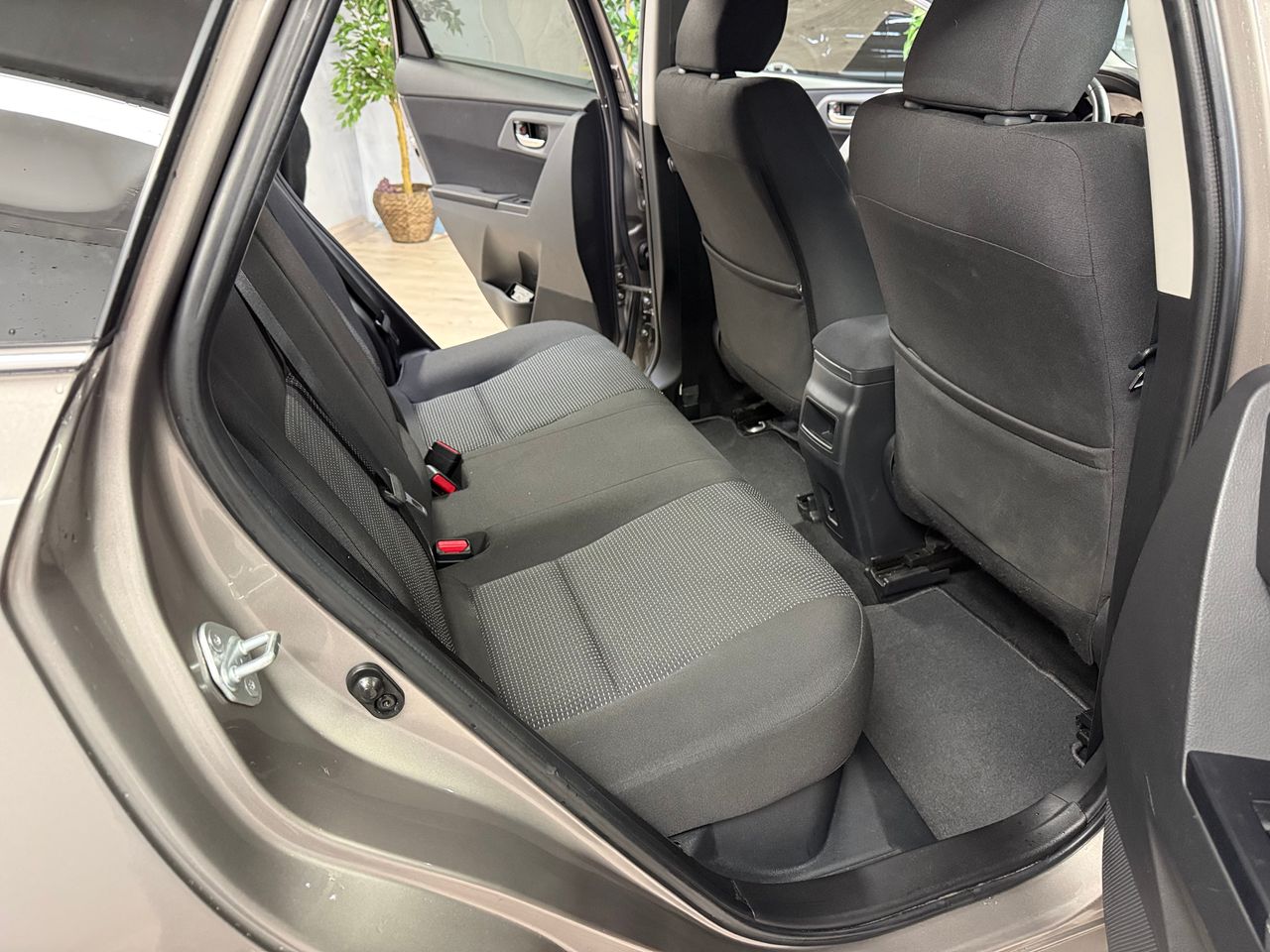 Toyota Auris Hybrid Advance  - Foto 13