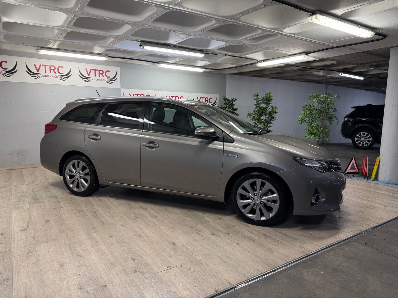 Toyota Auris Hybrid Advance  - Foto 4