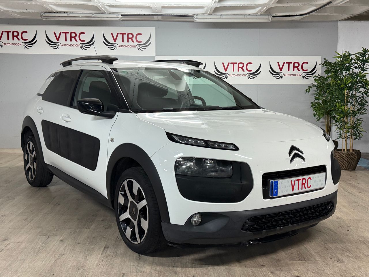 Foto citroën c4 cactus 2014 /