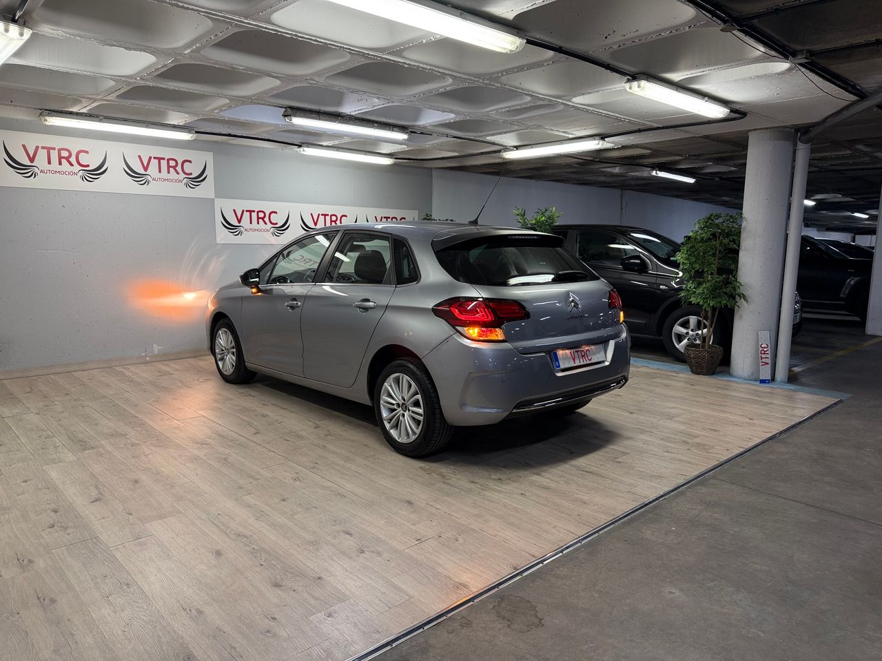 Citroën C4 1.6BlueHDI Live Edition  - Foto 17