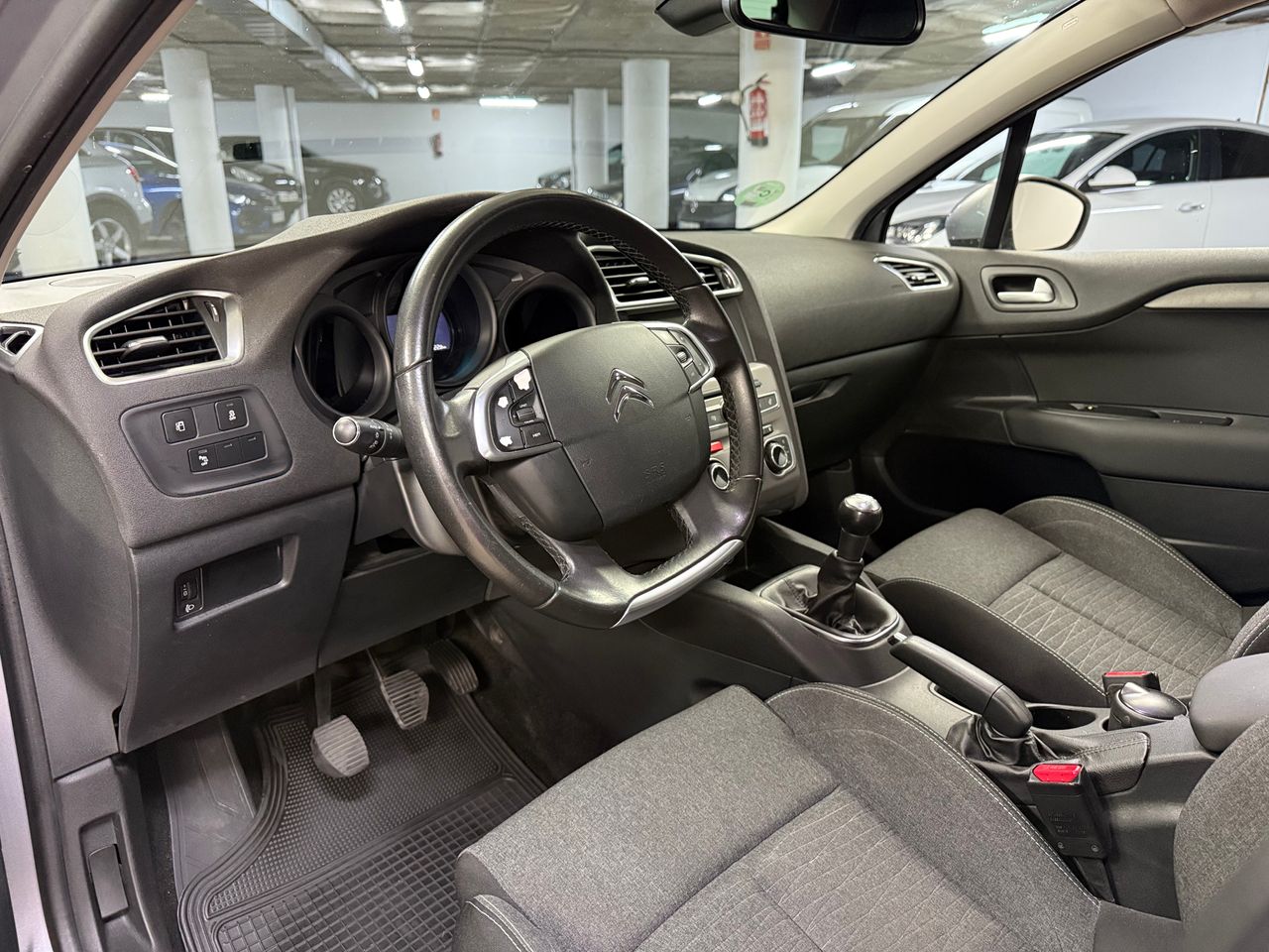 Citroën C4 1.6BlueHDI Live Edition  - Foto 5