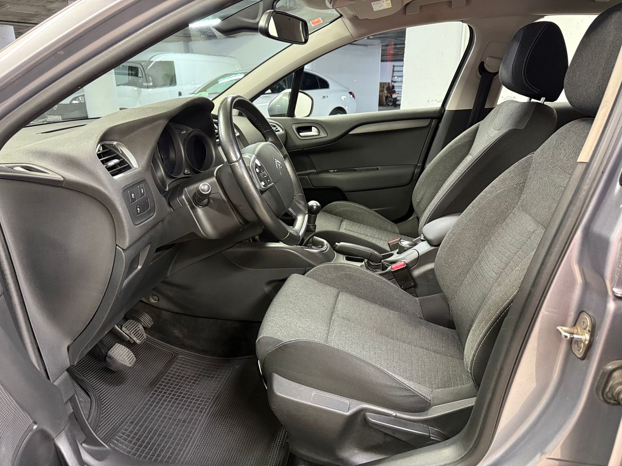 Citroën C4 1.6BlueHDI Live Edition  - Foto 7