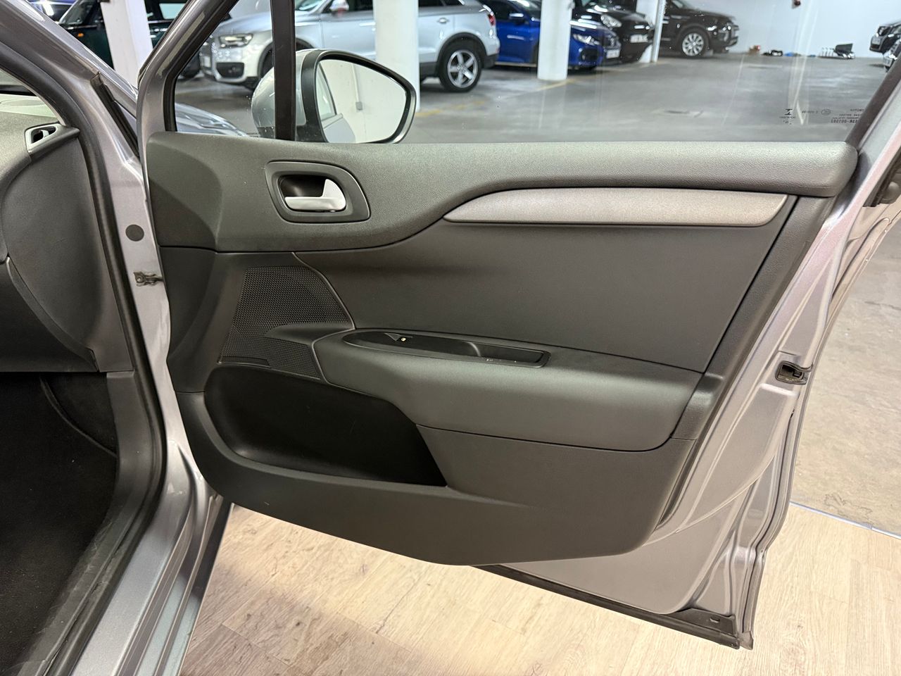 Citroën C4 1.6BlueHDI Live Edition  - Foto 13