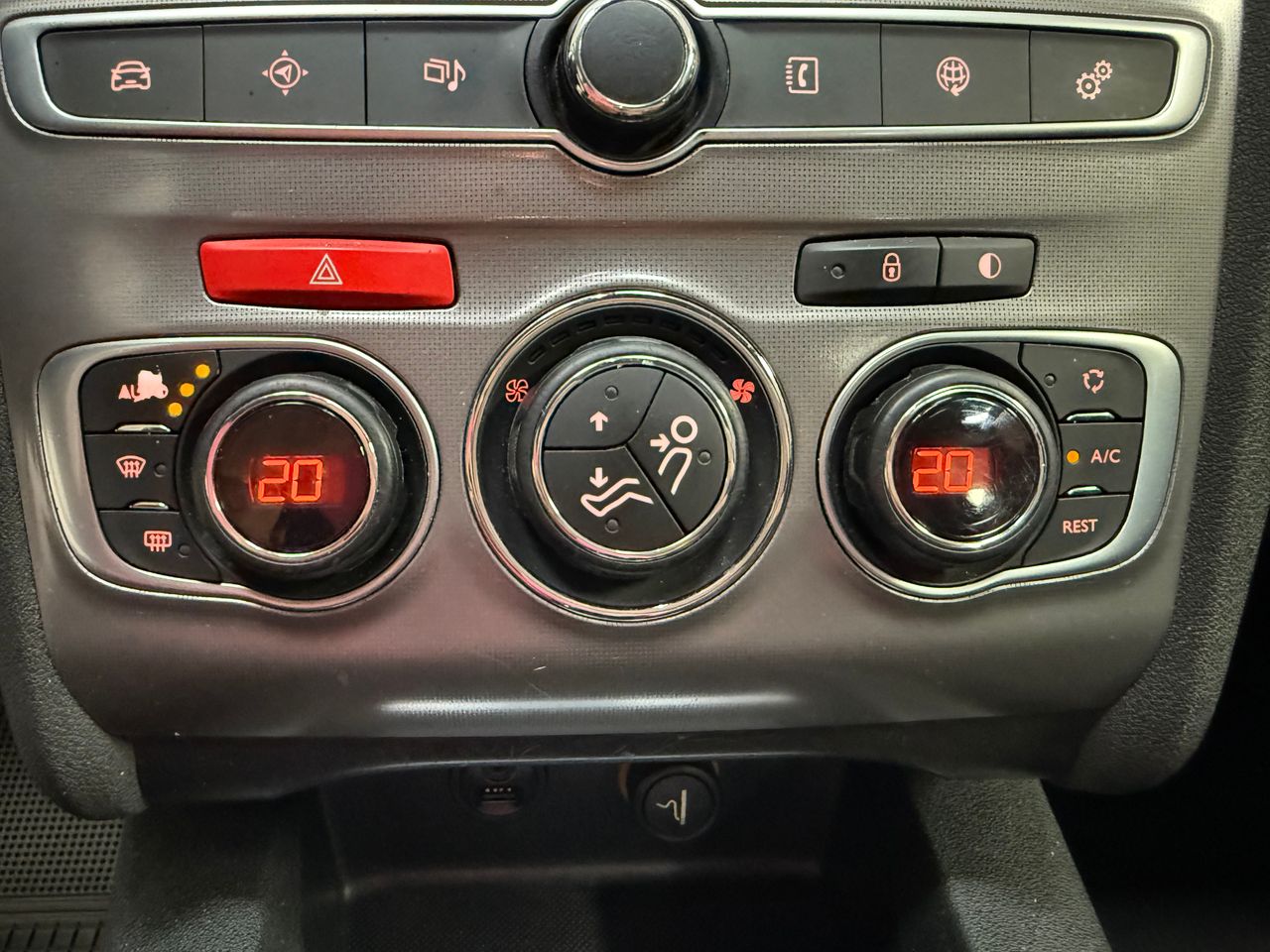 Citroën C4 1.6BlueHDI Live Edition  - Foto 19