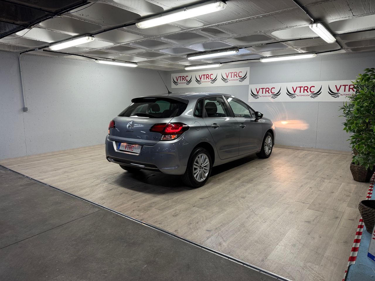 Citroën C4 1.6BlueHDI Live Edition  - Foto 4