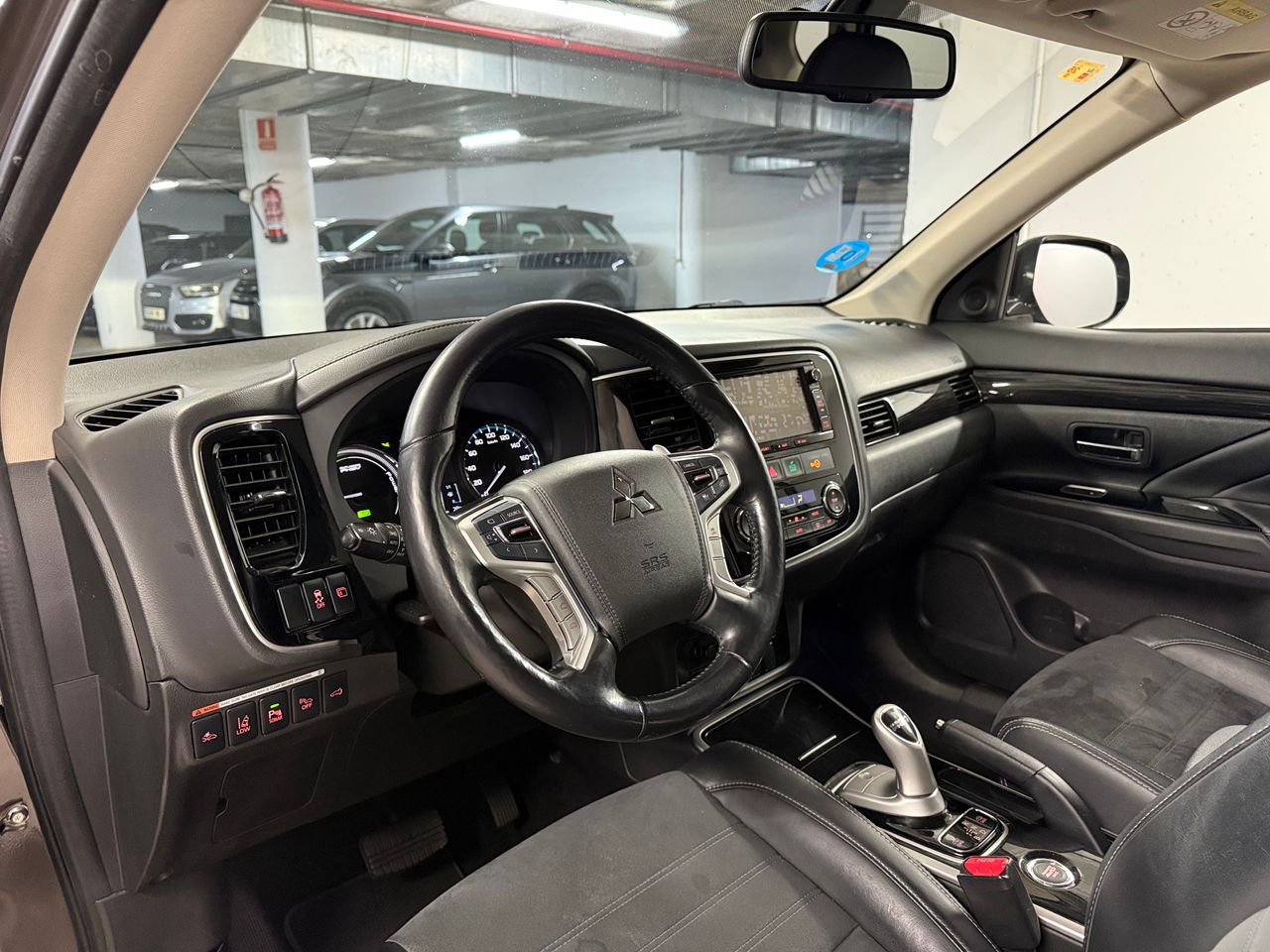 Mitsubishi Outlander plug-in híbrido OUTLANDER PHEV KAITEKI 4WD  - Foto 18