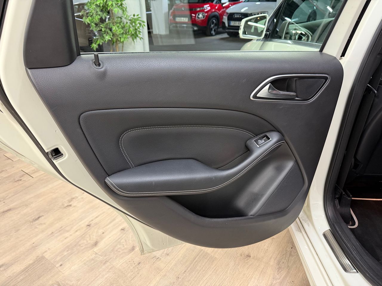 Mercedes Clase B 180cdi Urban  - Foto 14