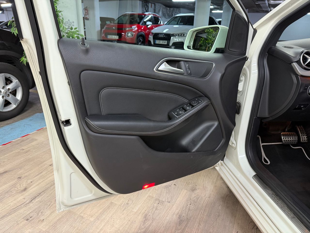 Mercedes Clase B 180cdi Urban  - Foto 17