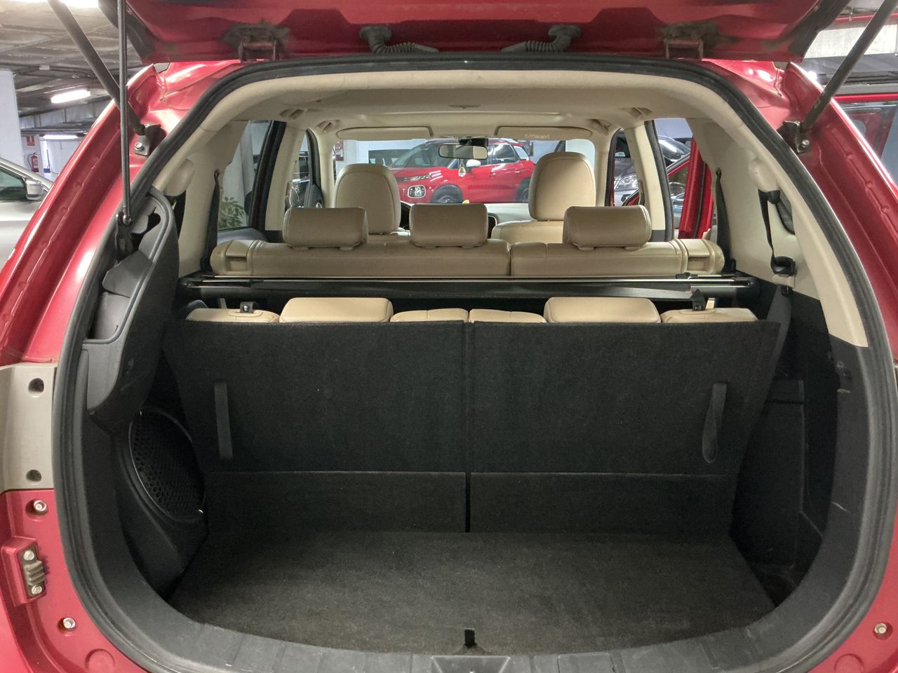 Mitsubishi Outlander 220 DID Kaiteki Auto 4WD  - Foto 5